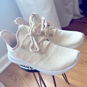 Adidas Cloudfoam